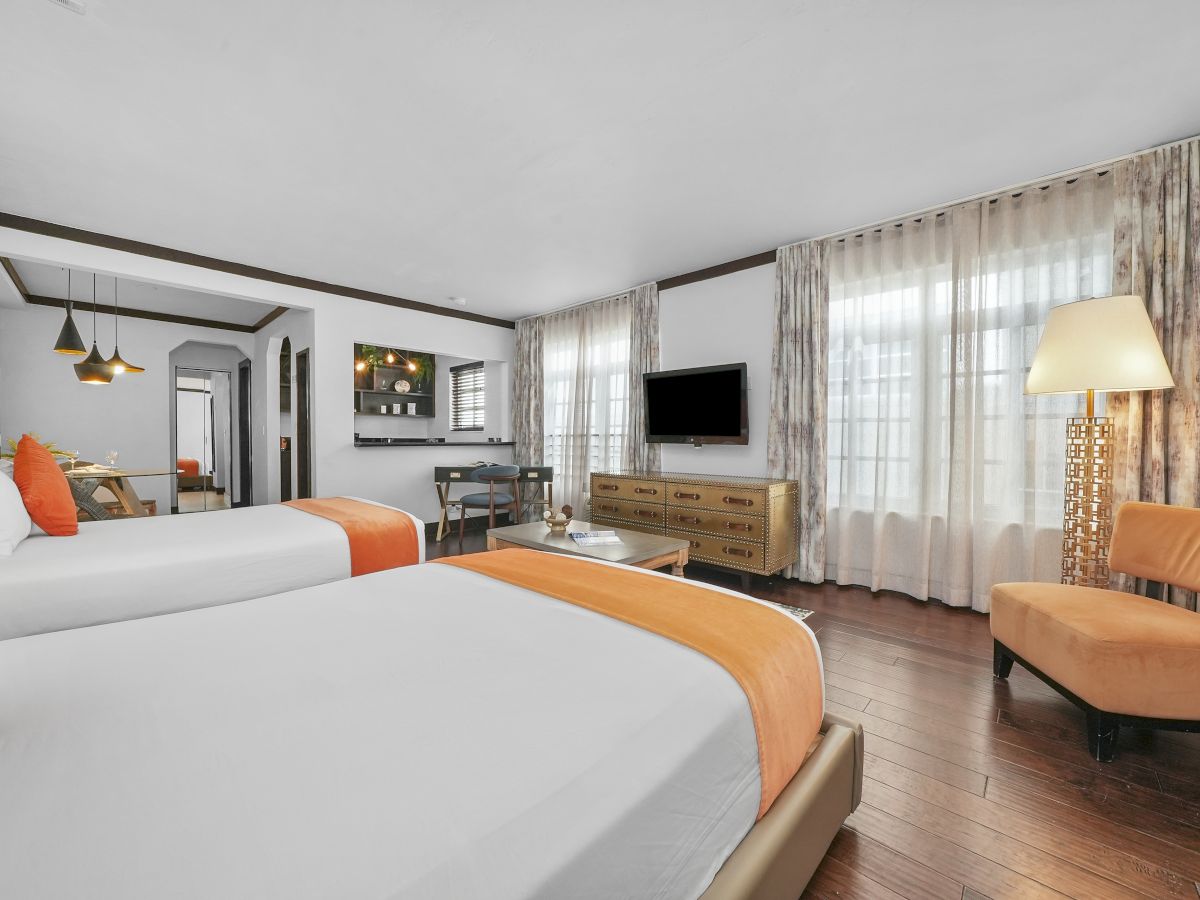 Lincoln Arms Suites