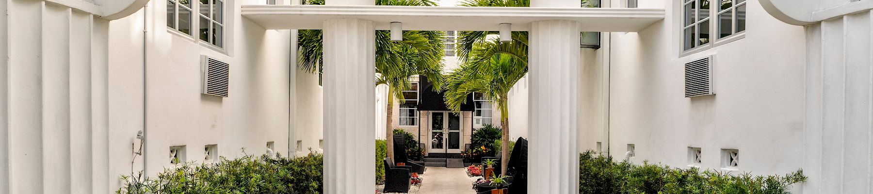 Lincoln Arms Suites