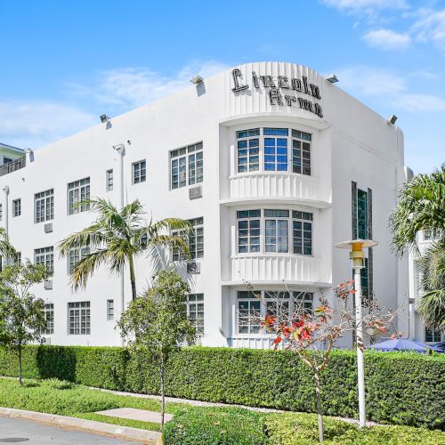 Lincoln Arms Suites